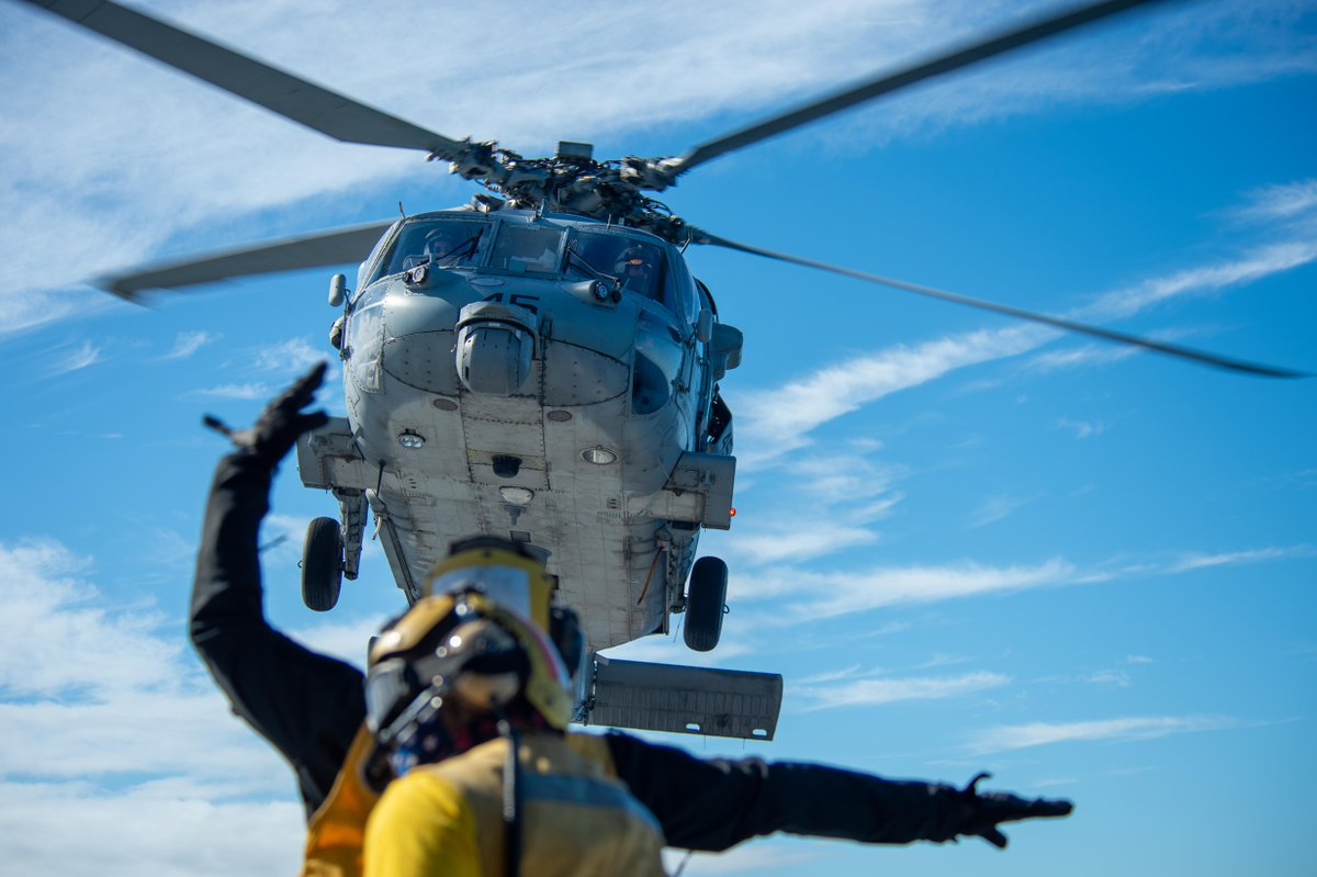 U.S. Navy tweet media