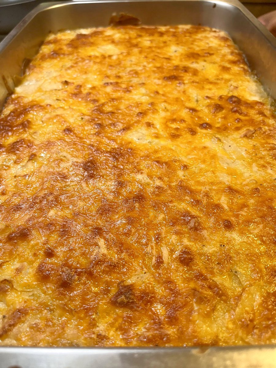 subvert_ud's tweet photo. This week we had chili 🍲 sweet focaccia 🍎 scalloped potatoes 🥔, tofu rice 🍚, and veggies 🥗 ! Food and supplies every Sunday 12:00-1:30 at U Heights (50th and University)!

D0NATIONS (vmo subvert_ud) &amp; C0MRADES NEEDED (plz share)

#Seattle #SeattleMutualAid #MutualAid https://t.co/iUzd5suDaV
