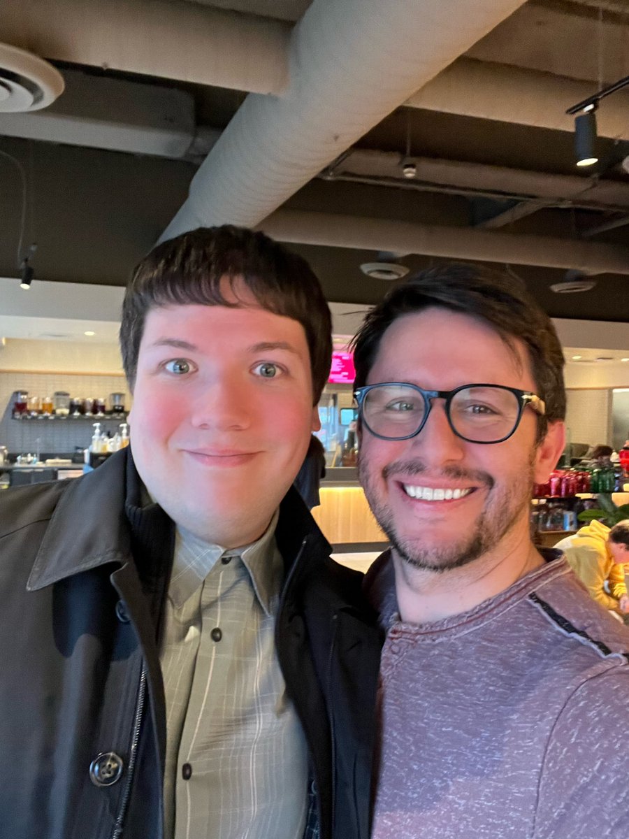 JaredAhrendsen's tweet photo. One perk of living in a big city like #Chicago is the opportunity to meet up with old friends and colleagues. It was great catching up with my former co-resident and current #neuropath fellow @BIDMCpath, Steven Schwartz today! #PathFam 🧠🔬 https://t.co/s0X9Hck8dO