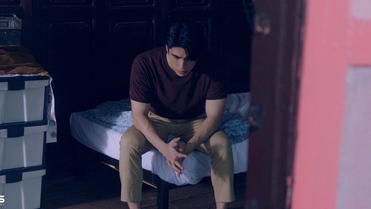 boyslovehub's tweet photo. First stills of one of the protagonists of #MyStandIn, new Thai BL with #UpPoom! 🥵

A stuntman enters into a relationship where his boyfriend treats him as a “substitute” for another man he loves, this one who was his brother-in-law, and they live in a forbidden romance! (+) https://t.co/Jgnkkuxymi