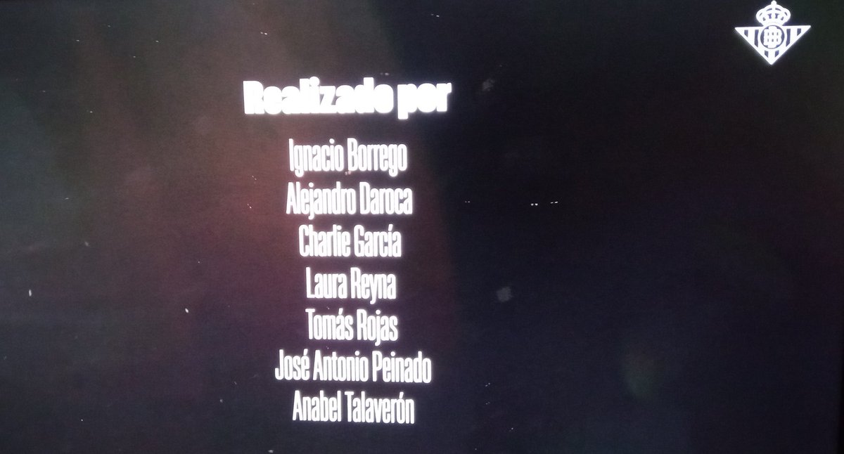 dr_jm_alvarez's tweet image. Enhorabuena compañeros de @RealBetis por el documental La Copa de Todos los Béticos, ha sido muy emocionante volver a recordarlo todo. 
Ahora a por más.
Muchas gracias!!💪🏽💚