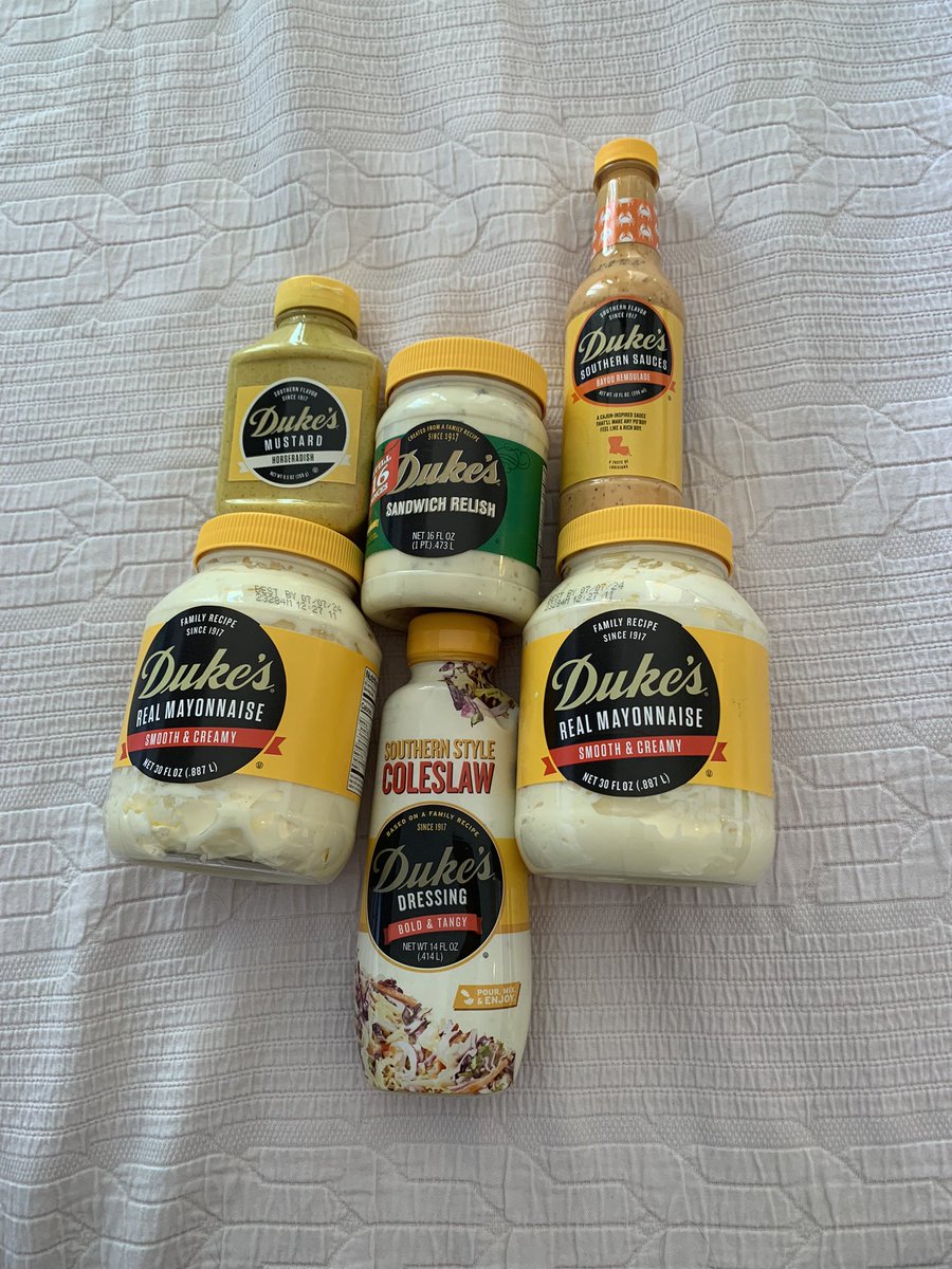 ElysePranin's tweet photo. @DukesMayoBowl @tredmx we’re a #Dukesmayo #trysometwang family https://t.co/iJ1QQ3keie