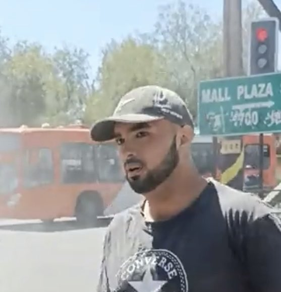 cyberfullfran's tweet image. Se busca por golpear a chofer de Red que le exigió pagar el pasaje!!!!!!