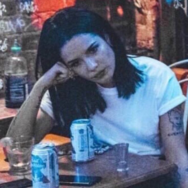 adoreheavens's tweet photo. when i randomly remember that i was supposed to experience the manic tour but it got canceled https://t.co/LAapA0oxg7