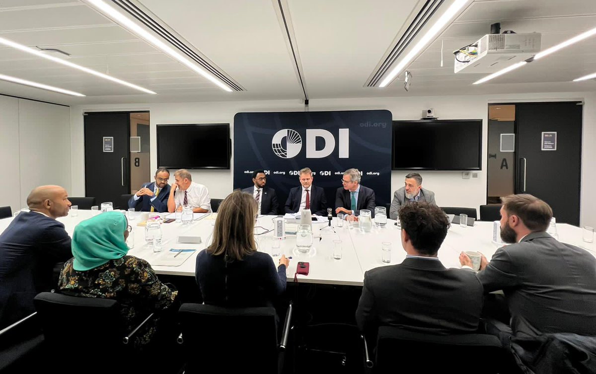 Today, I co-chaired a meeting on investment in #Somalia with UK investors <a href="/ODI_Global/">ODI Global | odi-global.bsky.social</a>
with <a href="/Damon_Bristow/">Damon Bristow</a> <a href="/DWteVelde/">Dirk Willem te Velde</a> on the sidelines of the Global Food Conference in #London. Our economic development  depends on investment, trade, and creating  opportunities <a href="/ODI_trade/">ODI Trade | @odi-trade.bsky.social</a>