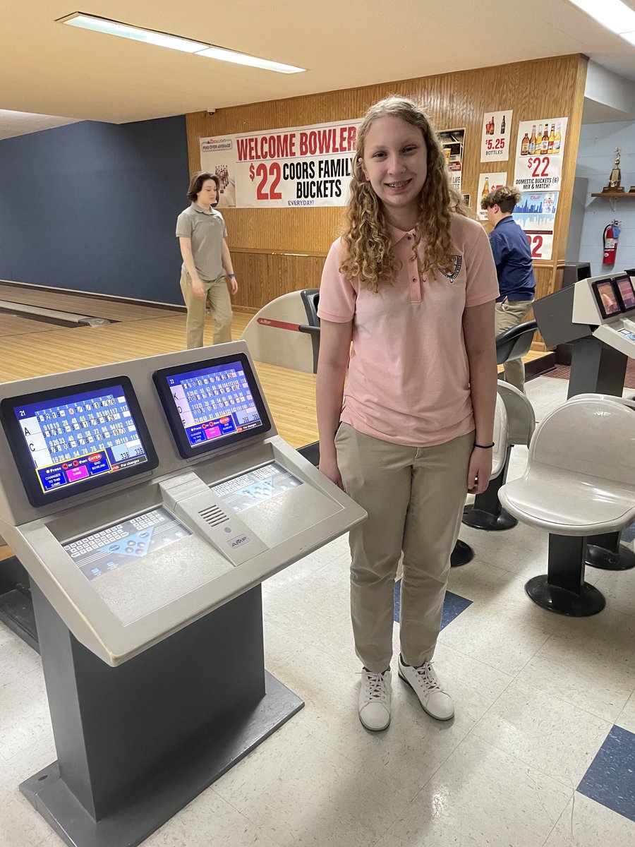 ViatorBowling's tweet image. Frankie starting the week off with a 160 at practice today 💪🎳🦁