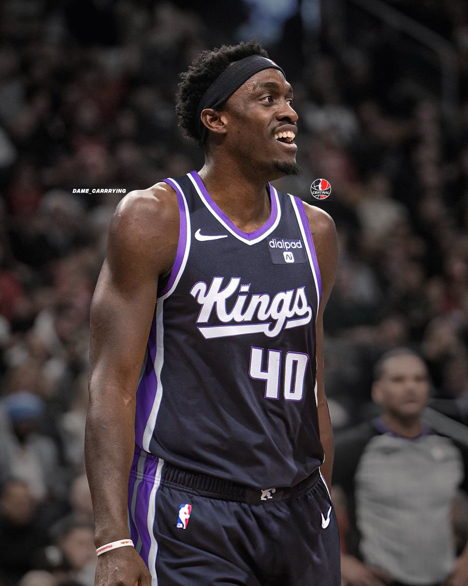 TheDunkCentral's tweet photo. The Sacramento Kings are expected to be active on the trade market, per @ShamsCharania 

“They’re going to be involved in every star player. Pascal Siakam, OG Anunoby, maybe Zach LaVine.”

(🎨 @Dame_Carrying ) https://t.co/o53PaGzfR5