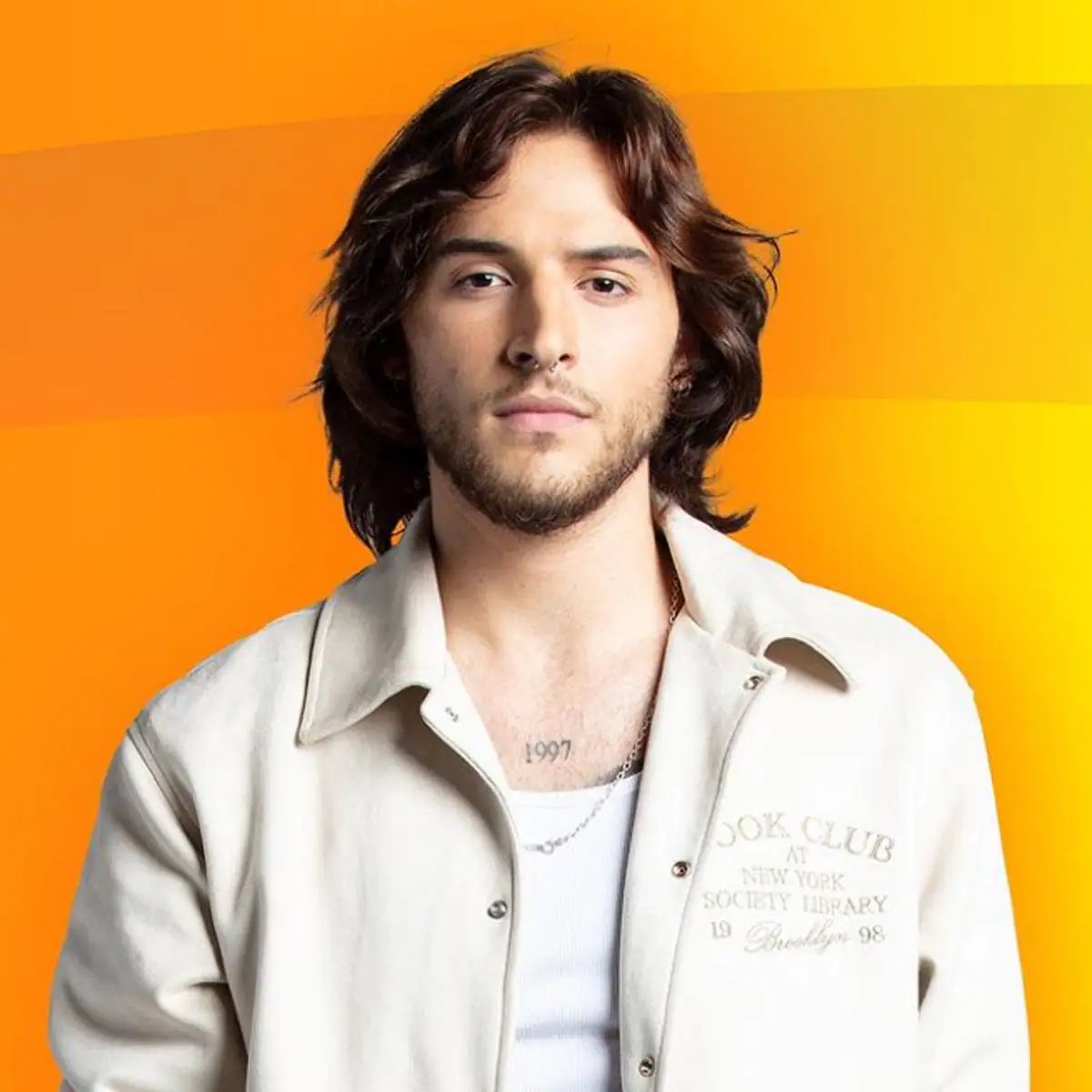 lavecinahulia's tweet photo. Parecidos razonables #OTGala0 https://t.co/TF931BTuEM