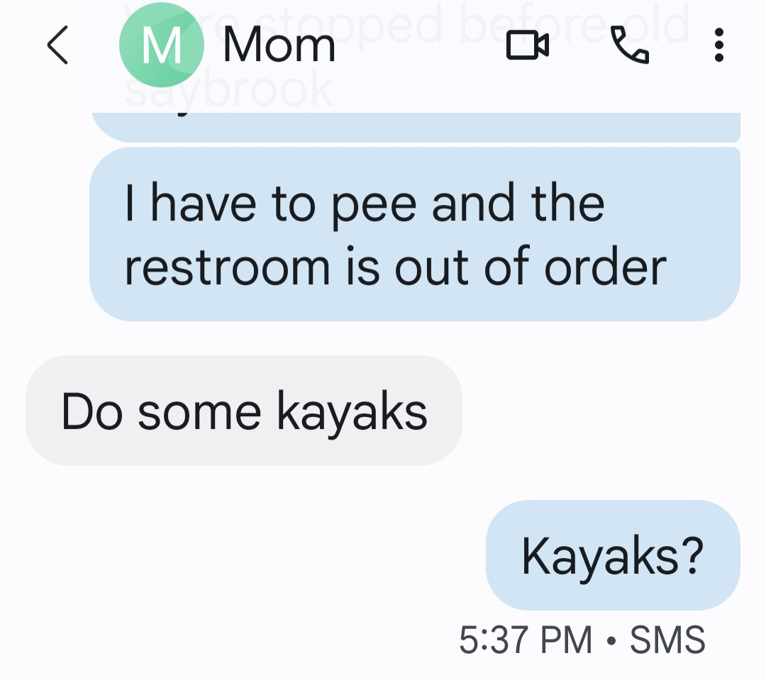astrock111's tweet photo. #textsfrommymom https://t.co/mkqEE1cJyv