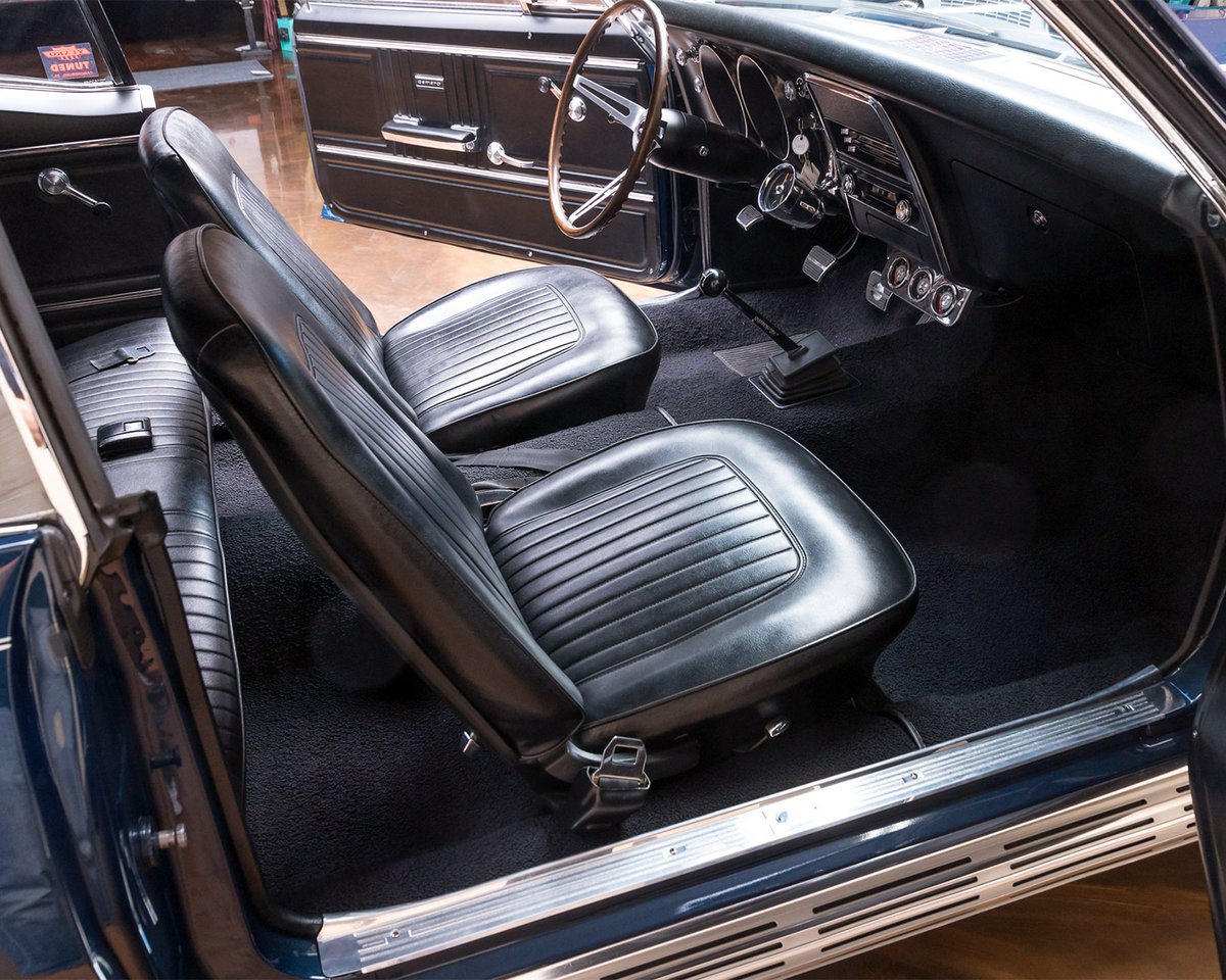 Barrett_Jackson's tweet photo. @chevrolet It was upgraded to a #SuperCamaro 450 standard, including replacement of the 396ci short-block for the #L72 #427ci unit amongst other upgrades. 

Read more: https://t.co/V7krqUa7kd https://t.co/ozjDqCXXue