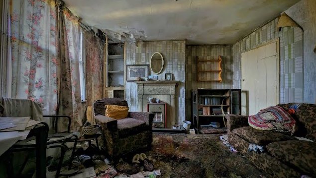 AdamMarkExplore's tweet photo. Exploring an abandoned time capsule house, Amazing little gem of a find that seems to be a complete throwback to 1970s Britain 
https://t.co/BEOIo4jVtz https://t.co/L7q7al1Bbr