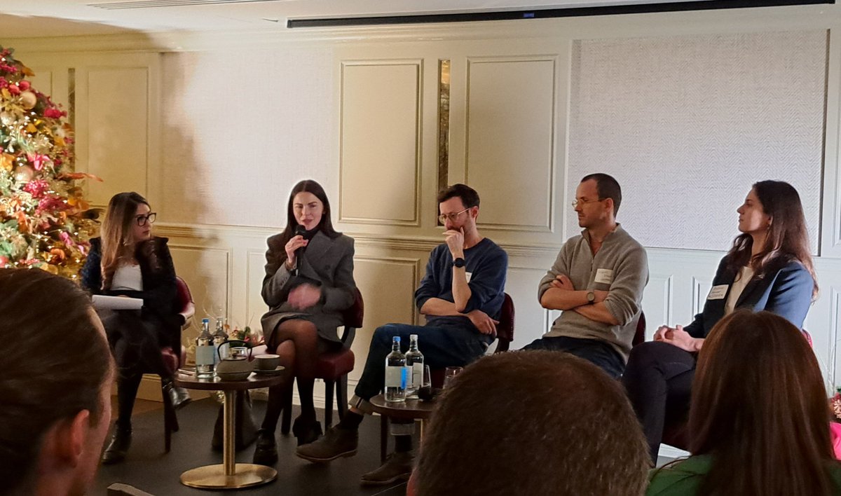 NickMouton's tweet photo. Inspired by tonight's #TechTalkswithTFN at @Home_Grown_Club, with @AliyaGrig, @arianasefre, @adliska, @rellimluap, &amp; @AkanshaDimri discussing "The Future of #AI for Good". Great way to start the week! #techforgood #tech #consciousAI #London https://t.co/e2ZwOH6khz