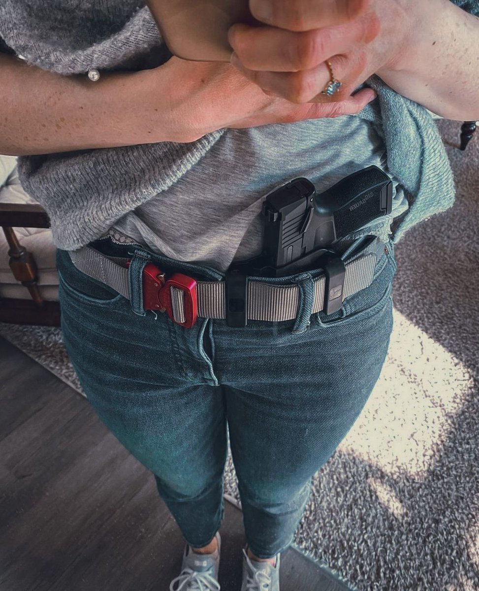 BravoHolsters's tweet photo. You guys, I drove three hours in the car yesterday and didn’t have the urge to remove my holster once. Not even once!😄
.
.

📸 : @elegantandarmed

#concealedcarrybelt #comfort #confidence #concealedcarrynation #bravoconcealment #sig #sigsauer #p365 #ccwlife #elegantandarmed https://t.co/D1GvMM2Ppl