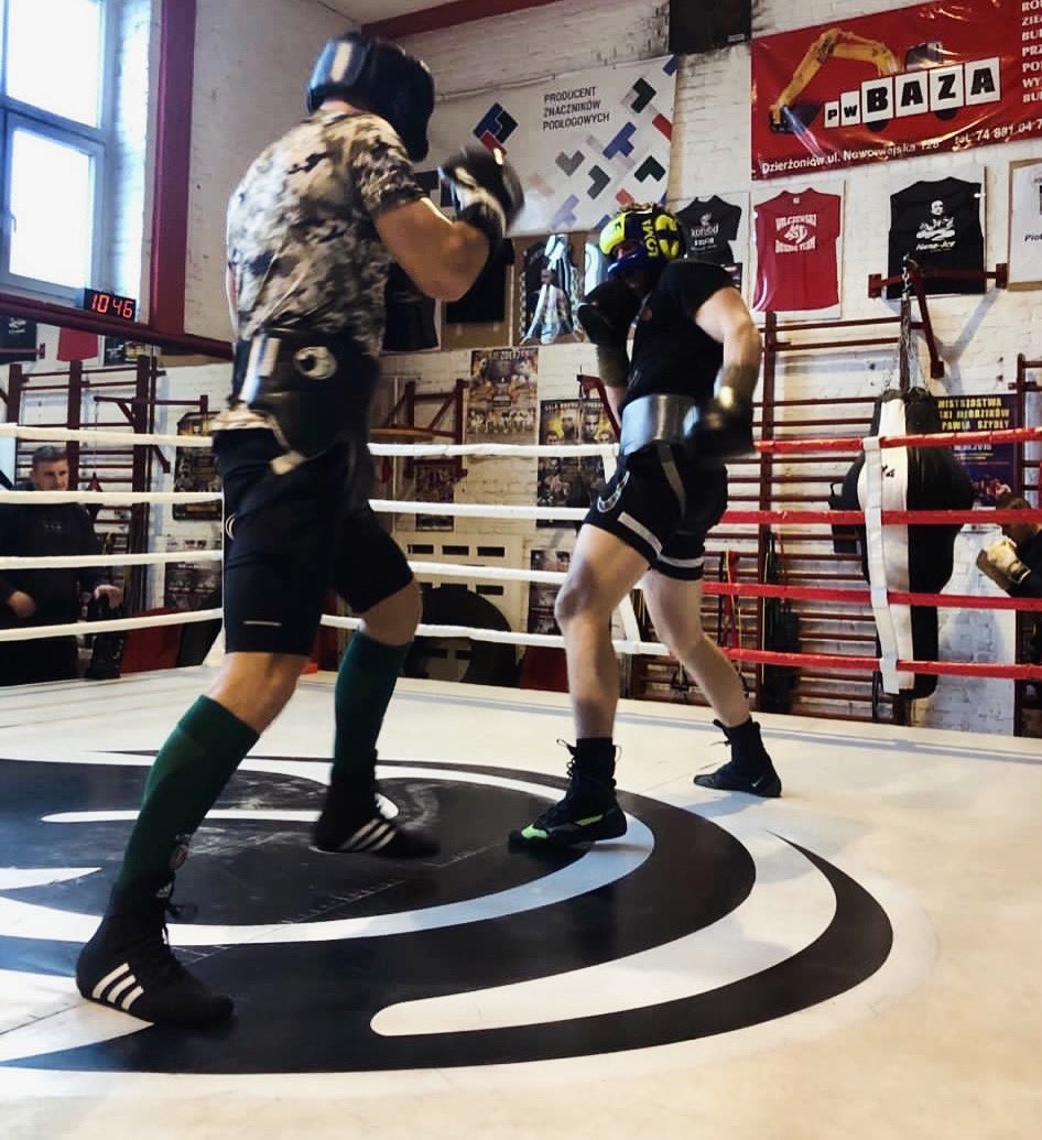 jackmasseyboxer's tweet photo. Polish rounds ๐ต๐ฑ
Itโs good to be back sparring ๐ฅ
#cruiserweightdivision #boxing #ukboxing #mytime https://t.co/7FUbAzqqeb
