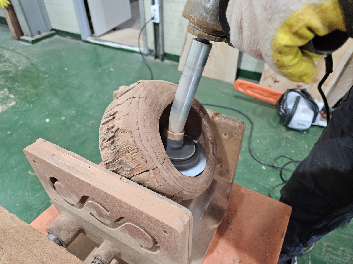 Manpatools's tweet image. Manpa Sandingtool that can be used to sand the inside of a wood by extending the length of the grinder.
#manpatools #sandingtools #grinderextention