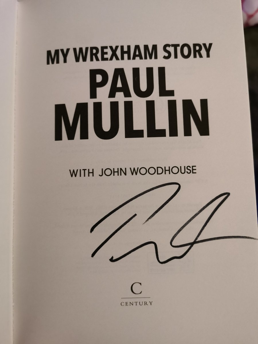 wrexuk's tweet photo. Fantastic night with @PMullin7 and @BenFoster https://t.co/9GEQtaeXaC