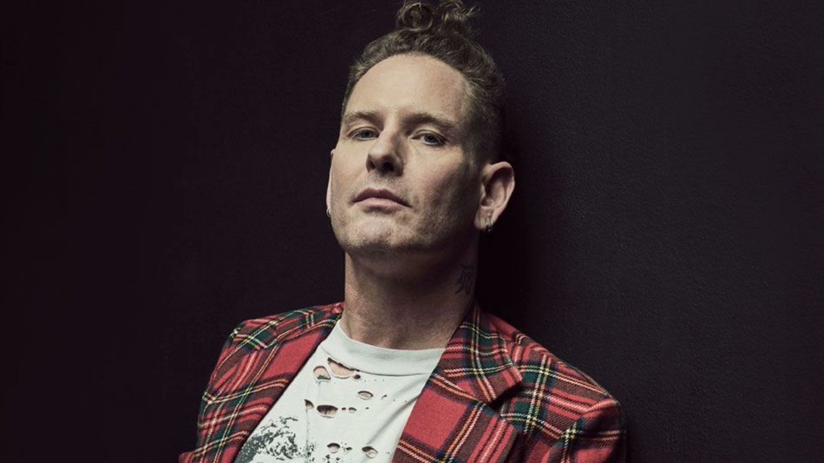 metalcastlenet's tweet photo. The Top 5 Albums That Corey Taylor Listed As His Favorites

read -> https://t.co/YdjjKJaK3Z https://t.co/e39CUKSLey