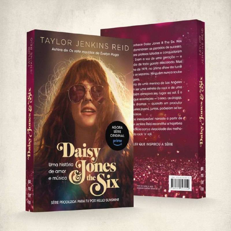 Promobooks4's tweet photo. Oferta Amazon 🟡 #SemanaBlackFriday
 
📔Daisy Jones and The Six (capa da série) – Edição limitada 
💰R$20,96
 
🔗https://t.co/5jodK3Zr28 
 
❗️Promoção por tempo limitado! https://t.co/HbvtI42iIz