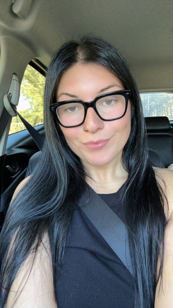 Brooke tweet media
