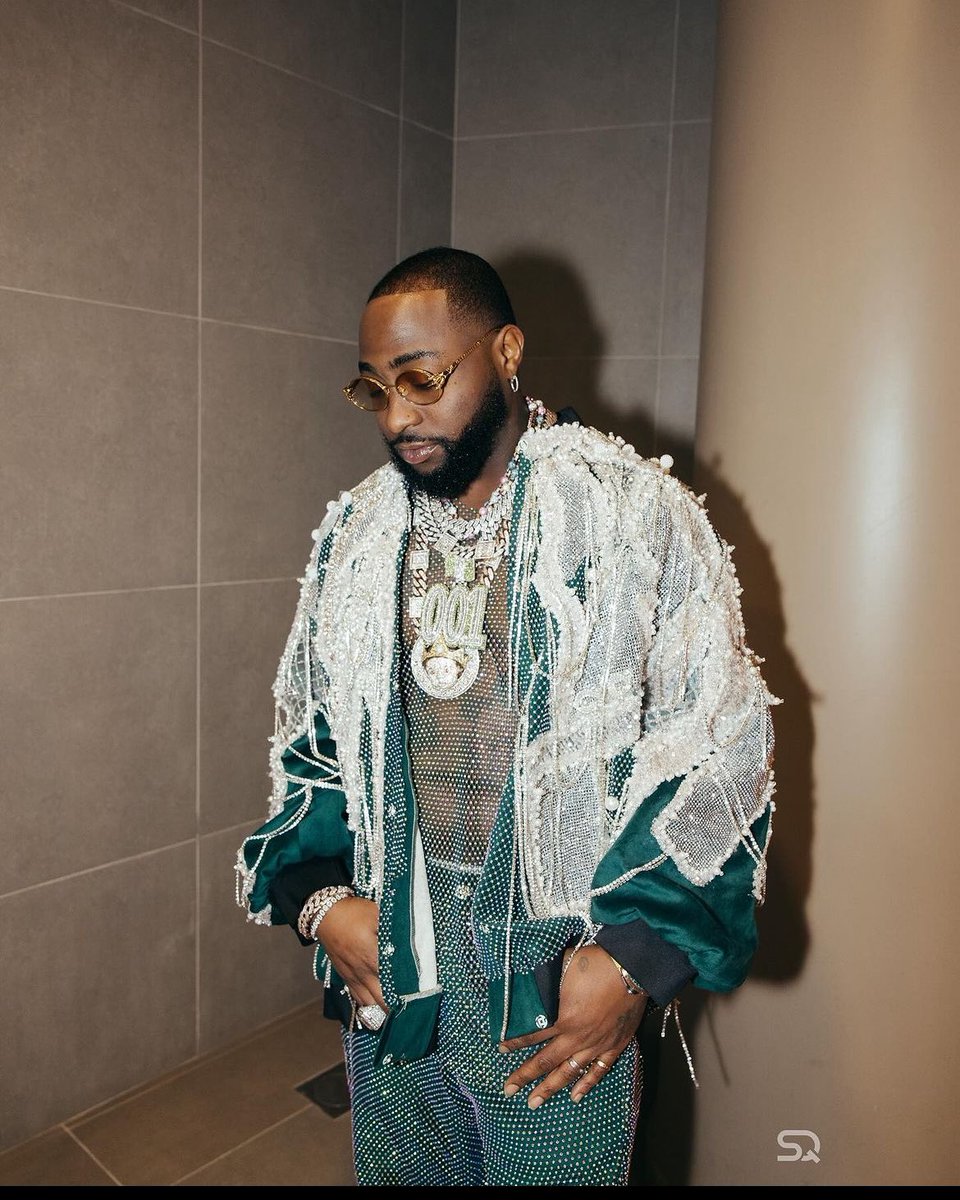 mafia3O's tweet photo. Happy birthday to the greatest afrobeat artist ever

31 years of Greatness❤️ https://t.co/Xo698dYIuy