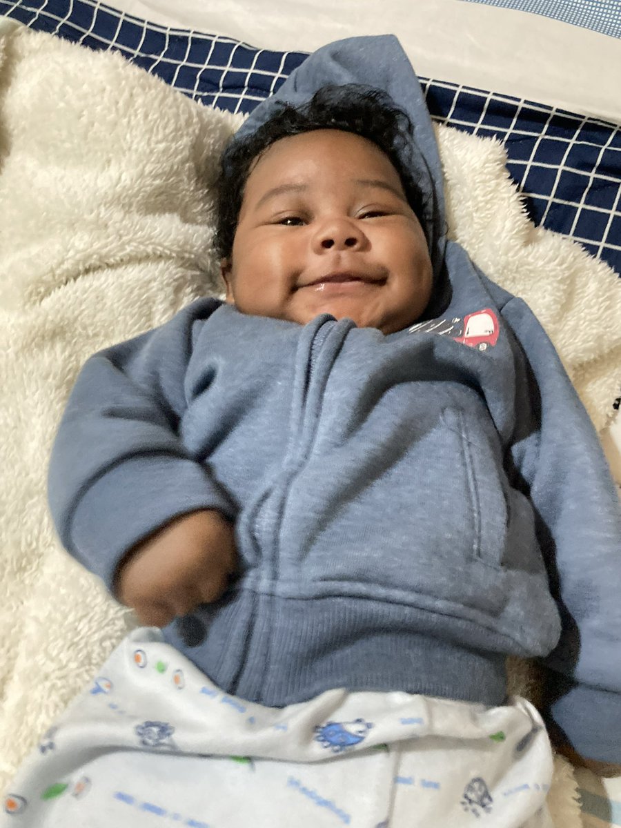 KarinaMurilloC's tweet photo. Hijo mío 🥰 https://t.co/krTf31GUG9
