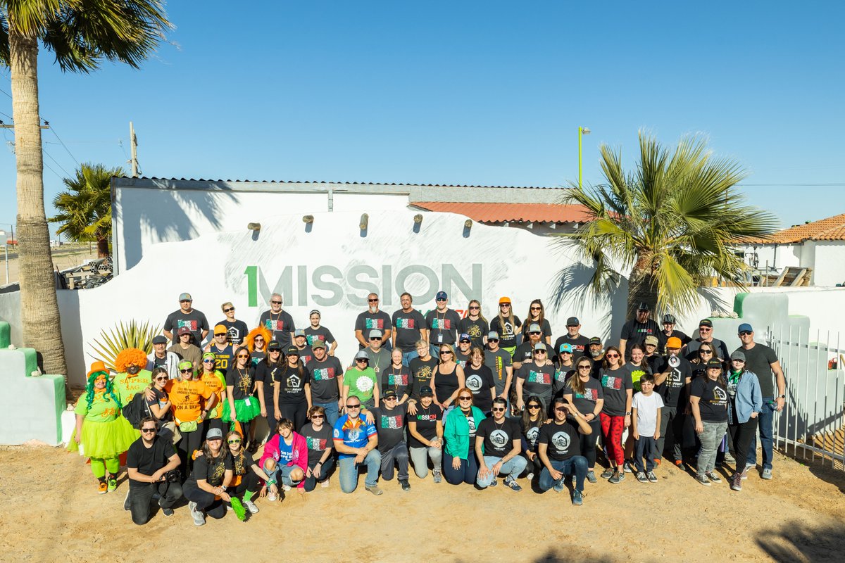 1MISSIONorg's tweet photo. We’re hiring for a new full-time position based at our office in downtown Phoenix. Help us find the ideal candidate!

Send resume and cover letter to nate@1mission.org. We’re accepting applications now through December 15.

https://t.co/iYf1TjKzl3 https://t.co/w25MZDXvTU