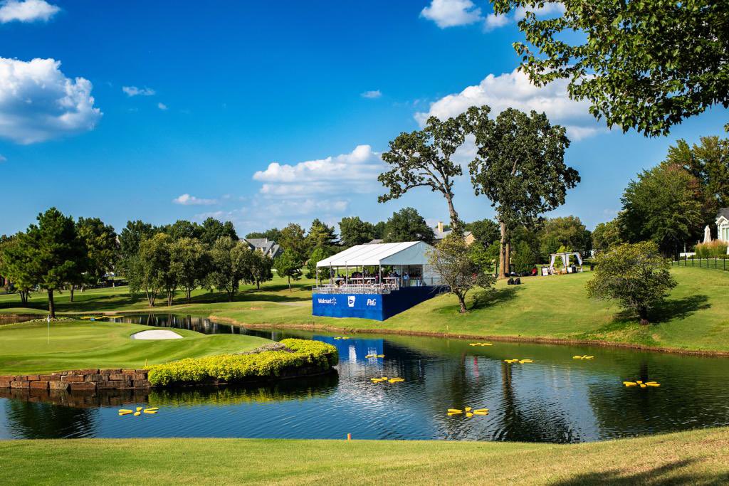 It’s been a busy semester, but by far one of my favorite events this year was the NW Arkansas LPGA tournament! Lots of golf, lots of food, and lots of fun ⛳ Loved cheering on Miriam and Kajal! #ad