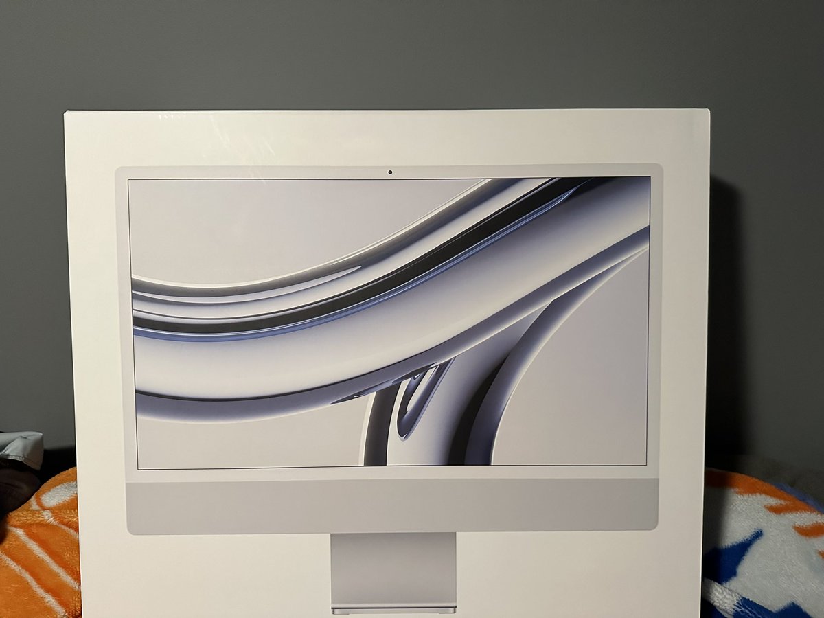 The new GAMING pc has arrived