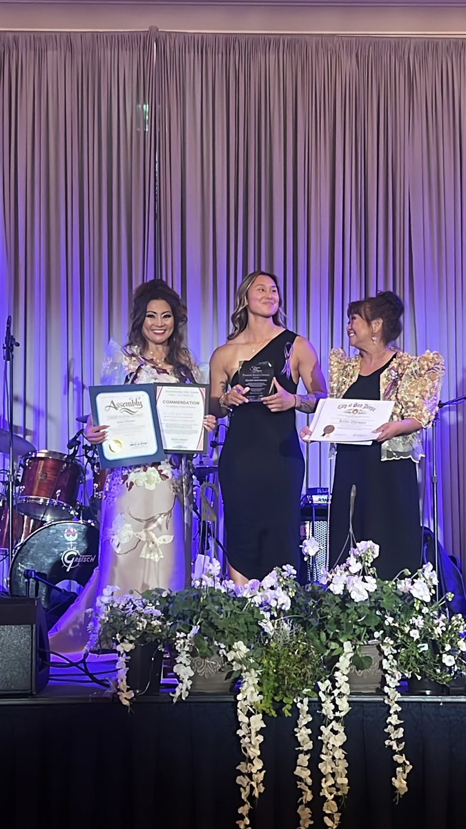 KelsieWhitmore's tweet photo. Thank you Silayan Filipina National Organization for recognizing me for this Panama Legacy Award. There were so many powerful individuals at this event and I am grateful to have been surrounded by them. 

It is an honor to be Filipino-American 🇵🇭

Diyos ay mabuti! https://t.co/HDIU2BiGJJ