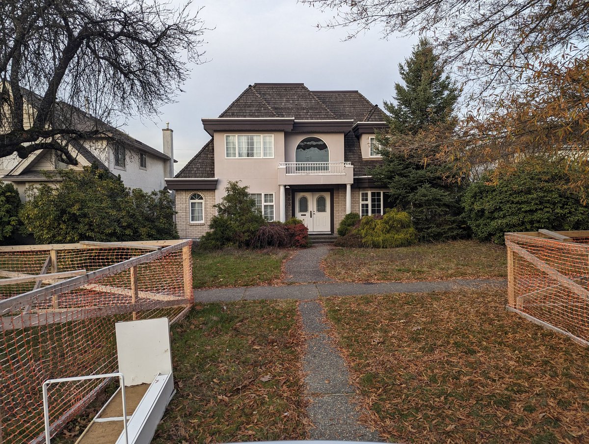 Breton Crellin, political tradesman tweet media