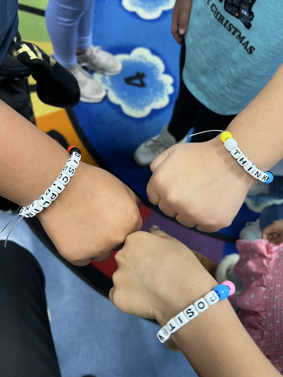 missbrownNC's tweet photo. We have been working on our One Word that we will remind ourselves of whilst striving to reach our middle of year goals! We shared lots of amazing ideas and today we made our bracelets showing our One Word☺️
Ms. Brown is so proud of the amazing leaders we are becoming this year❤️ https://t.co/PoYLKJQRda