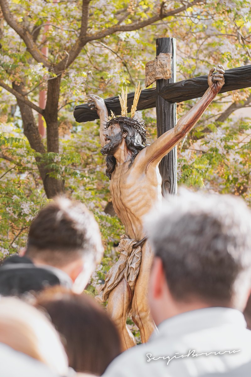 Y en unos días, Ella...

<a href="/HdadCachorro/">El Cachorro</a>
