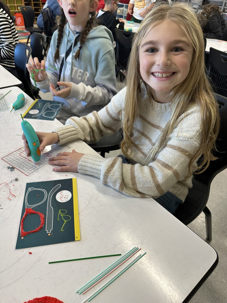 WantaghSTEAM's tweet photo. I had a blast with @gillianleroy and our @wantaghel enrichment group using the @3Doodler pens! @WantaghSchools @NYSMTP #3dprint #elementarystem #elementarysteam #stemed https://t.co/4F5VhFLepD