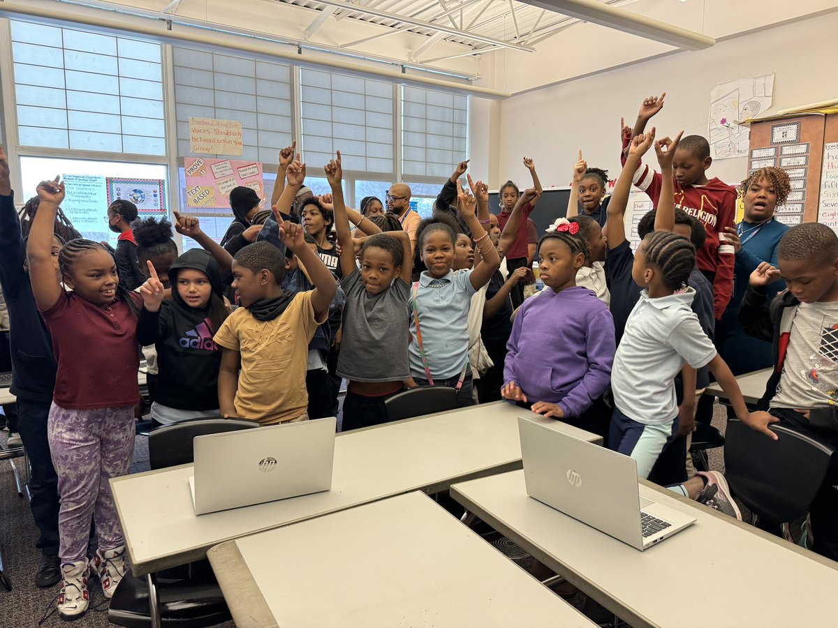 Thank you Detroit City Councilman <a href="/JamesTate/">James Tate</a> for stopping by Emerson today to speak with our students. Thank you Mr. Wilson for setting up this event.