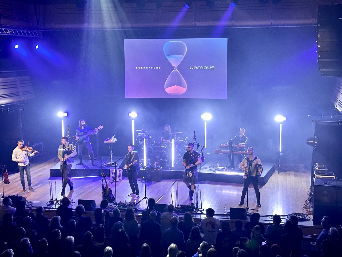 Clive Eaton tweet media