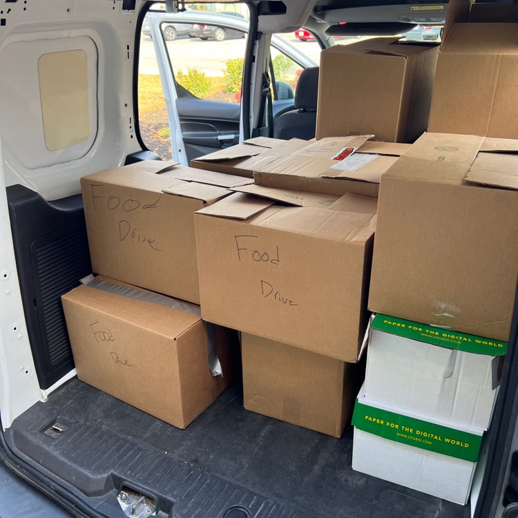 cpkcareercenter's tweet photo. It took four vehicles to get the food items and water to Buffalow Family and Friends! Great job, Cyclones, for collecting 4779 items! ๐๐ฆ๐ #3Cs #ProudtobeCCC #ALLIN #Cyclonesgiveback https://t.co/TxuJScs5or