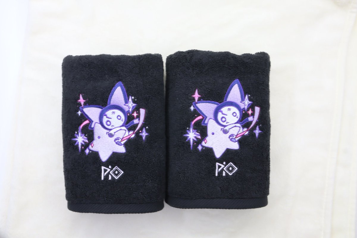 크로니클에서 별의별팀이 준비한 굿즈들을 살펴볼까요?

마치 파는 것과 같은 퀄리티...✨️

플레이만해도 <조각 스티커>와 <엽서> 증정‼️

클리어 시 <고급자수수건>과 수제작 <주사위 키링>까지‼️

많이 놀러오세요 😎💕✨️

#청강크로니클