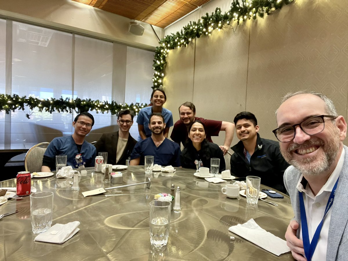 My last weekly lunch with the @UTSW_RadRes today as interim chair. One of the most memorable activities over the last 10 months. Thank you guys for sharing your time with me. It was fun!