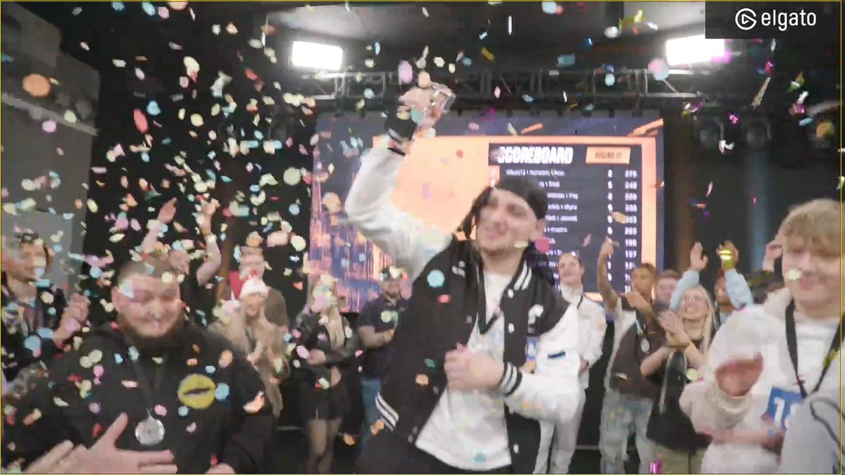 1ST 🥇PLACE IN <a href="/AmarCoDTV/">Amar</a>  X <a href="/EliasN97/">Elias Nerlich</a>  50.000€ Cup 🏆
W/ <a href="/Rumathra/">Rumathra</a> &amp; <a href="/xMusti19/">Musti</a> (15.600€) + 2Wins = 600€

-<a href="/ClaimEsports/">Claim Esports</a> 

Danke an alle das ist der beste Tag meines Lebens