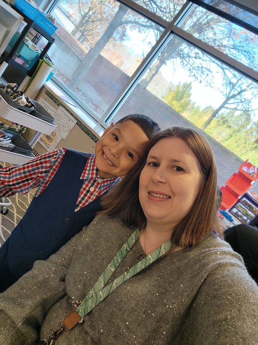 Kim Sanders tweet media