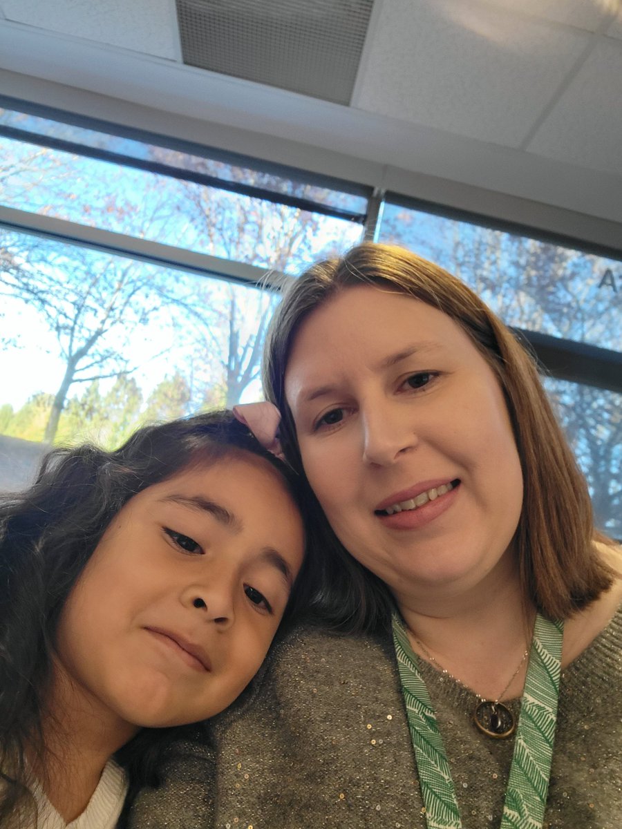 Kim Sanders tweet media