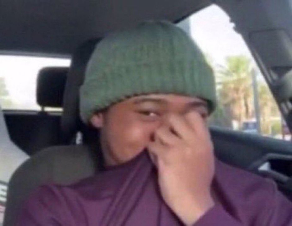skarrjenn's tweet photo. I seriously need to know what was going through Hoodbaby’s head when she decided to fight a battle that had nothing to do with her and out of all people Ivori?!?! #SouthCentralBaddies https://t.co/PAxQxh2j1M
