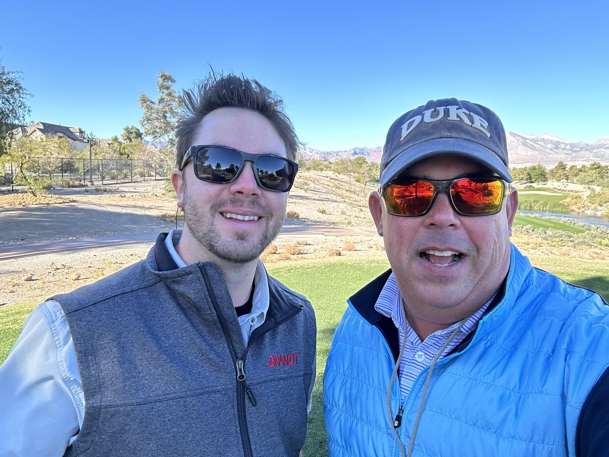 Darden96's tweet photo. Great seeing @beau_artist @angelparkgolf @BrandtRick This kids gonna do great! @ChrisCartin wind chill 30 today 🤣🙈🏆@sincitygcsa @GCSAA_SW @BrandtRacing https://t.co/KRy0yja8yR