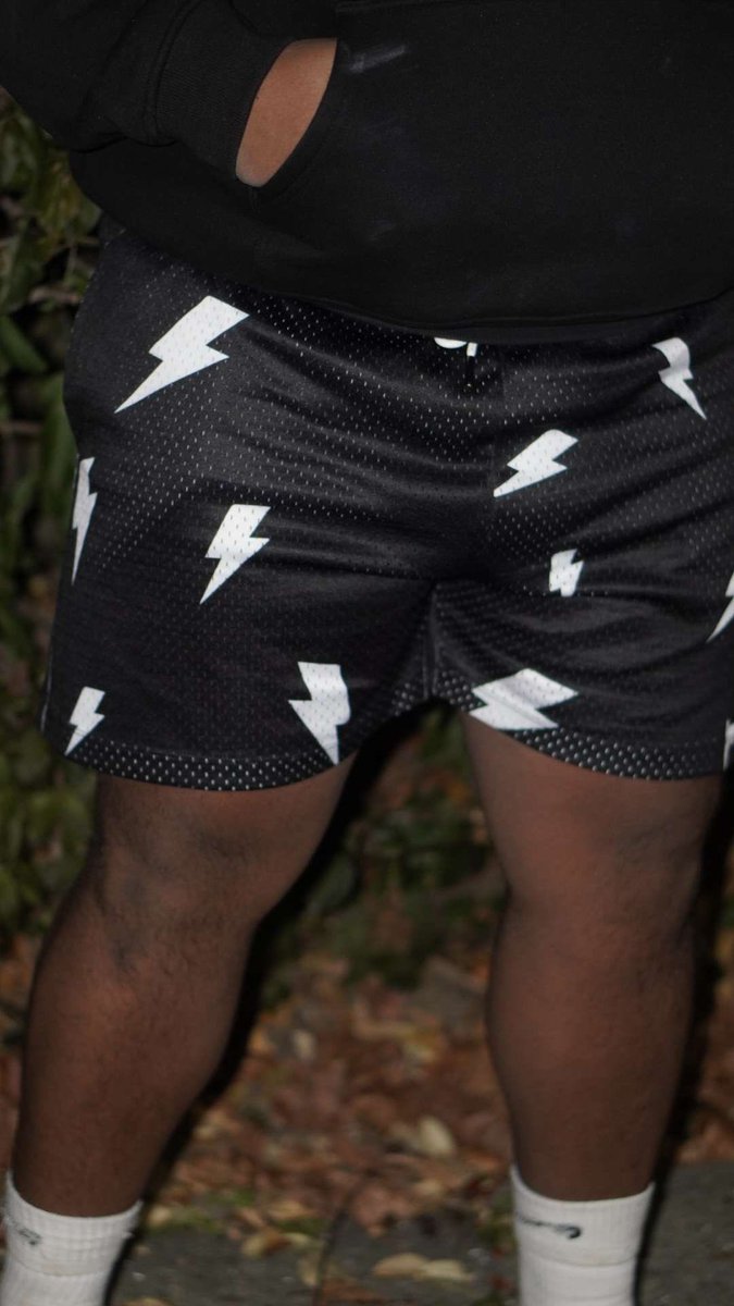 Reign Threads Clothing Co. tweet media