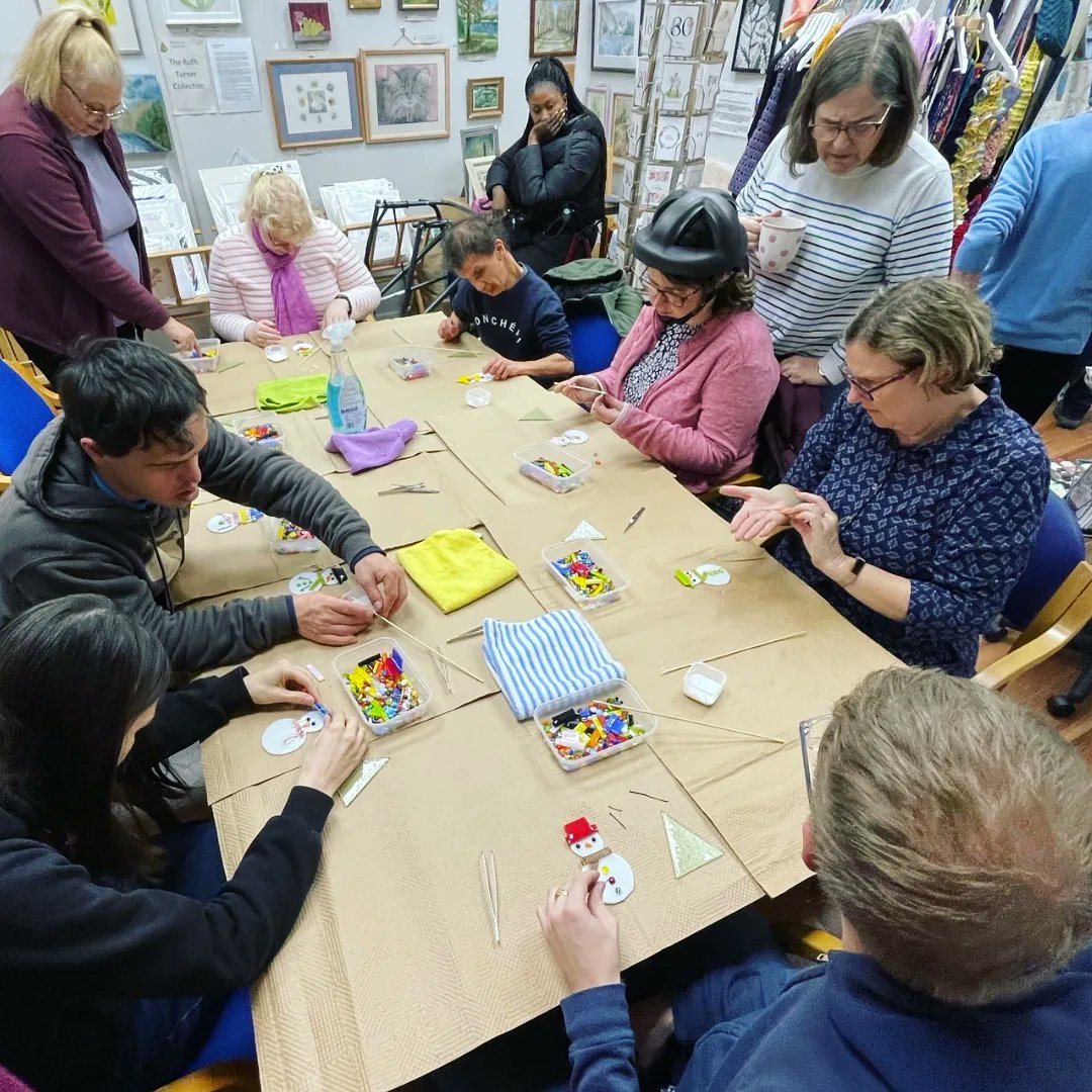 A fun time was had at this glass worship run by Alison Urquart in our gallery shop. What stylish snowmen they made! Every sale in our gallery shop helps to fund opportunities like this for people with learning disabilities in the local area.