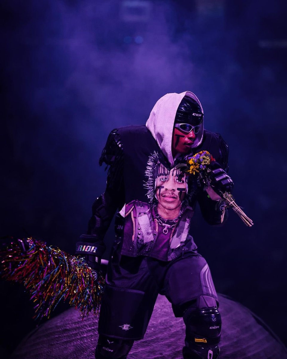 TRAVISONTOUR's tweet photo. TULSA WAS CRAZY 🤯

BACK ON ROAD IN AUSTIN TOMORROW https://t.co/SYWFUVvui0