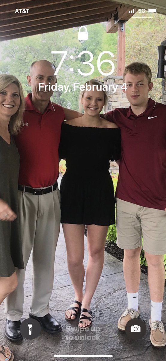 Clabendad's tweet photo. Happy Birthday to my beautiful wife! Hope you had a great day 😘. https://t.co/F3hTcR6LOU