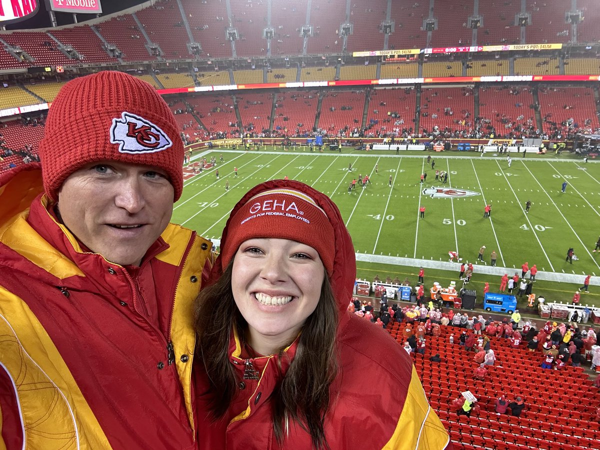 shannonryu's tweet photo. First Timers! #ChiefsKingdom https://t.co/QvadKaVvaJ