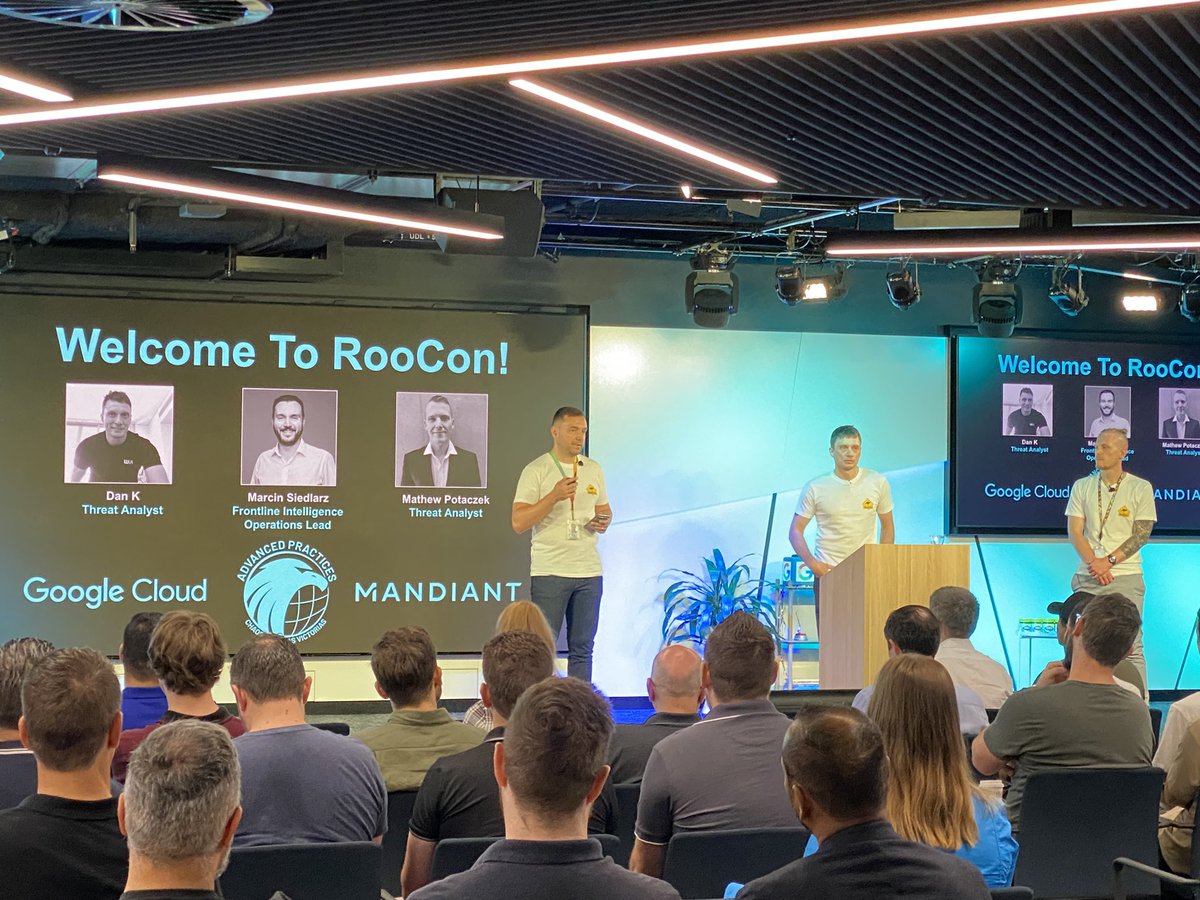#RooCon23 has officially started! Thanks <a href="/siedlmar/">⚛️ Marcin Siedlarz</a> @mitypk and Dan for organizing.
