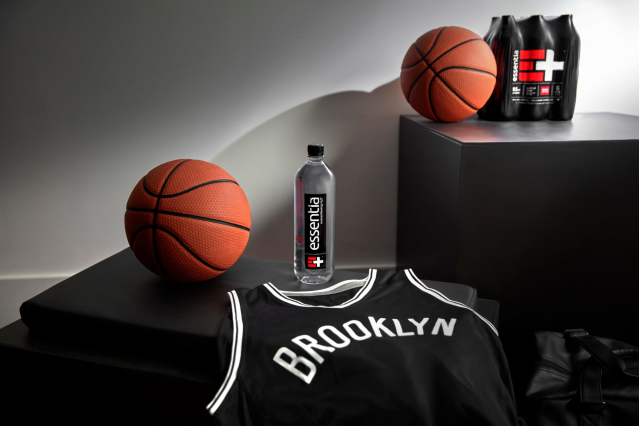 smittycol's tweet photo. I work for Nestle. I work in the NBA. Nestlé Premium Waters continues to shoot nothing but net! Look to stay hydrated with Essentia at Barclays Center events. #BrandLove #emp https://t.co/qm8ZnjopLF https://t.co/H5oUDDJvvz